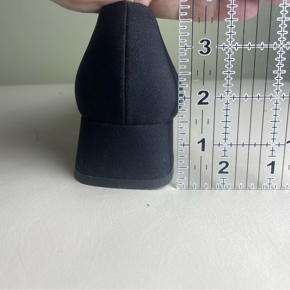 Vintage Salvatore Ferragamo textile and a leather strip Size 9.5 Narrow - Picture 12 of 15